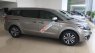 Kia Sedona DAT 2018 - [Kia Giải Phóng] bán Kia Sedona DAT đời 2018, máy dầu, màu vàng cát. Sang trọng và tiện nghi