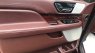 Lincoln Navigator 2018 - Bán Lincoln Navigator Black Label L 2019 màu đỏ, nội thất nâu da bò mới 100%
