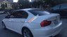 BMW 3 Series 320i 2011 - Bán ô tô BMW 320i sản xuất năm 2011, màu trắng, nhập khẩu, giá tốt