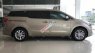 Kia Sedona Platinum D 2019 - Bán Kia Sedona Platinum D đời 2019, màu vàng