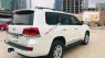 Toyota Land Cruiser VX 2017 - Toyota Land Cruise 4.6 VX, màu trắng, model và đắng ký 2017, biển Hà Nội, giá cực tốt. LH: 0906223838