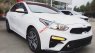 Kia Cerato MT 2019 - Bán Kia Cerato MT sản xuất 2020, màu trắng, giá 559tr