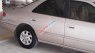 Toyota Camry GLI 2001 - Bán xe Toyota Camry GLI đời 2001, màu hồng phấn