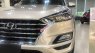 Hyundai Tucson 2019 - Bán Hyundai Tucson 2.0 vàng be tiêu chuẩn 2019 - đủ màu, tặng 10-15 triệu - nhiều ưu đãi, LH 0964898932