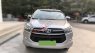 Toyota Innova 2018 - Bán Toyota Innova đời 2018, màu bạc, số sàn
