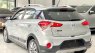 Hyundai i20 Active    2015 - Xe Hyundai i20 Active năm 2015, màu bạc, nhập khẩu nguyên chiếc còn mới