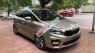 Kia Rondo 2017 - Cần bán lại xe Kia Rondo 2.0 GAT năm 2017, màu vàng cát, 485 triệu