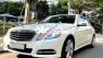 Mercedes-Benz E250 bán nhanh Mercedes e250 2012 màu trắng nguyên zin 2012 - bán nhanh Mercedes e250 2012 màu trắng nguyên zin