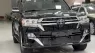 Toyota Land Cruiser 5.7 Mỹ 2015 - Cần bán Toyota Land Cruiser 5.7 Mỹ đời 2015, màu đen, nhập khẩu xuất Mỹ