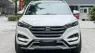 Hyundai Tucson 1.6 Turbo 2018 - Bán xe Hyundai Tucson 1.6 Turbo đời 2018, màu trắng, xe đẹp đi gia đình